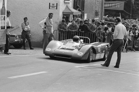 Foitek Karl auf Lola T 210 1790 ccm - am damaligen Kerenzerberg Revival Foitek Karl auf Lola T 210 1790 ccm - am damaligen Kerenzerberg Revival