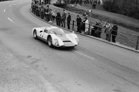 Zwimpfer Sigi im Porsche Carrera 6 - am damaligen Kerenzerberg Revival Zwimpfer Sigi im Porsche Carrera 6 - am damaligen Kerenzerberg Revival