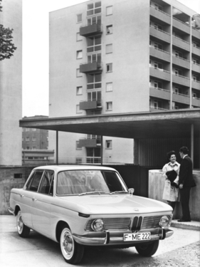 BMW 1500 (1962) - wurde gerne mit Paaren fotografiert