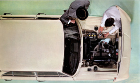 BMW 1500 (1963) - Blick in den Motor