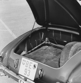 Mercedes-Benz 190 SL (1956) - Kofferraum und Ersatzrad Mercedes-Benz 190 SL (1956) - Kofferraum und Ersatzrad