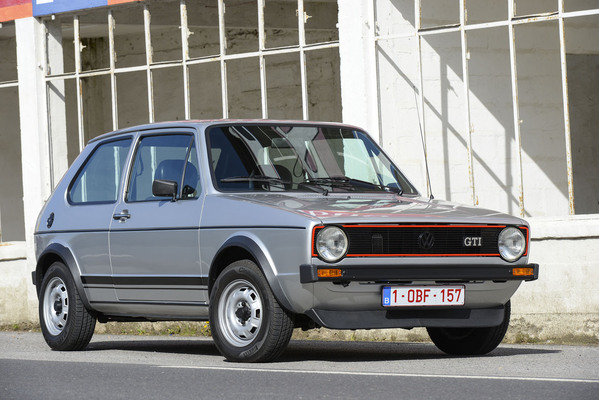 VW Golf GTI (1976) - an der Rétromobile 2016