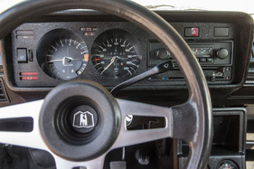 VW Golf GTI (1980) - nur der bis 220 km/h reichende Kilometerzähler war GTI-spezifisch